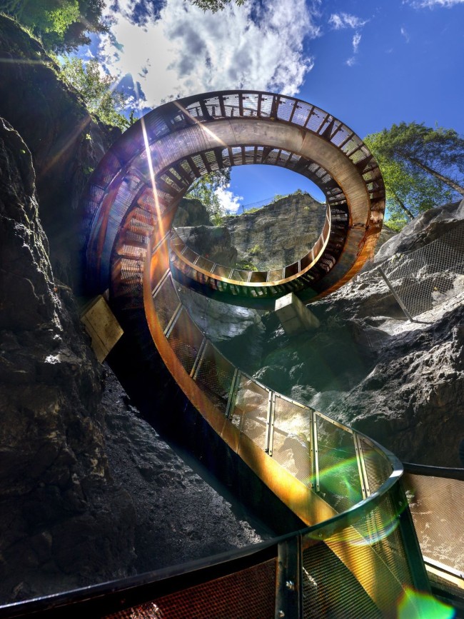 Ausflugsziel Liechtensteinklamm mit Helixtreppe © JOSalzburg
